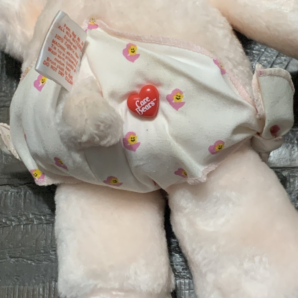 Vintage 1983 Kenner Care Bear Baby Hugs 11" Plush Stuffed Toy Animal with Diaper - Picture 5 of 8